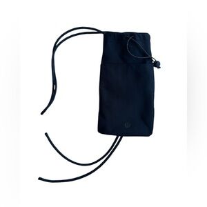 lululemon athletica Black Drawstring Crossbody Pouch